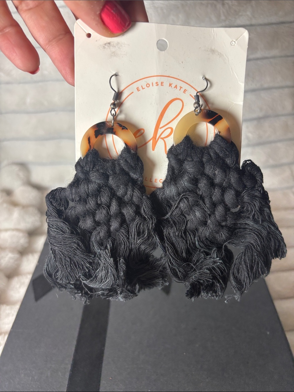 Eloise Kate Black Macramé Tortoiseshell Hoop Earrings NWT - Picture 2 of 2